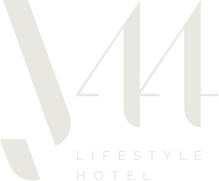 j44